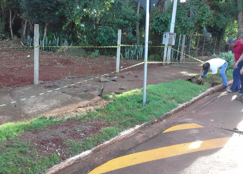 INTENSA CHUVA CAUSA ESTRAGOS EM TRÊS DE MAIO